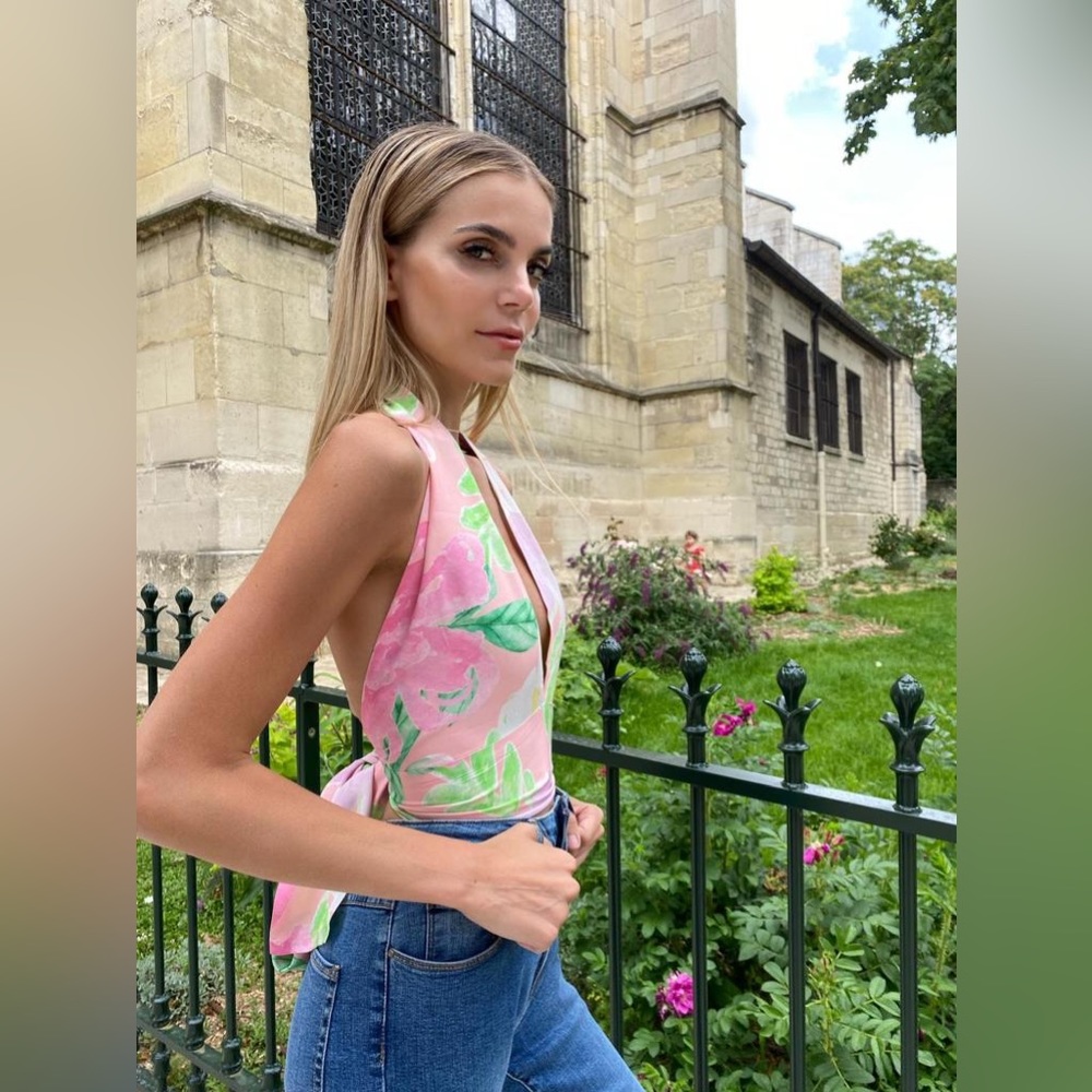 FLORAL HALTER TOP (SEASON SALES❣️🎄) - Picture 3 of 4